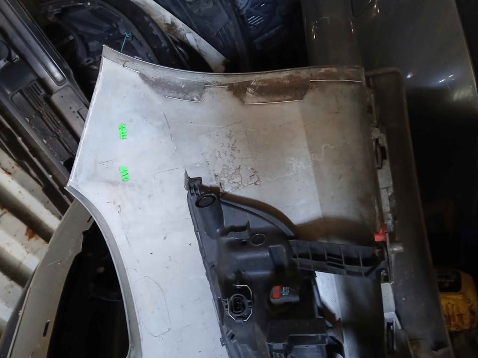 Vauxhall astra front bumper 2011