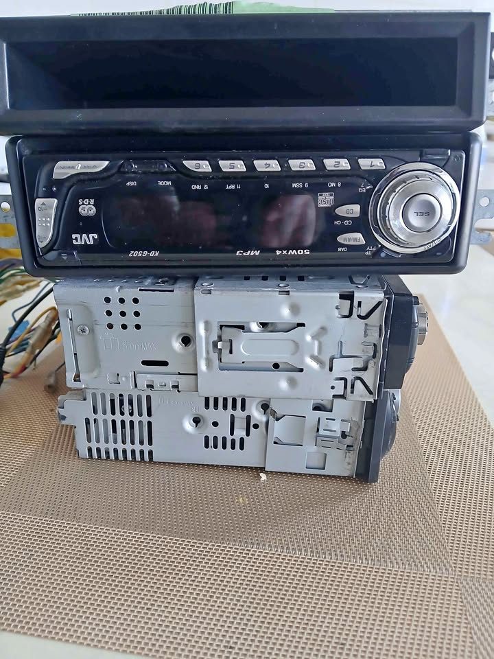 Other / Universal Jvc car cd player